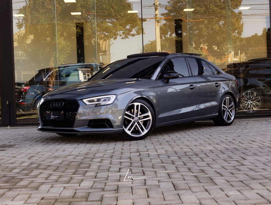 Audi A3 Sed.Perf. Black 2.0 TFSI S-tr. (Hib.)