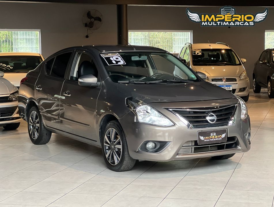Nissan VERSA SL 1.6 16V FlexStart 4p Aut.