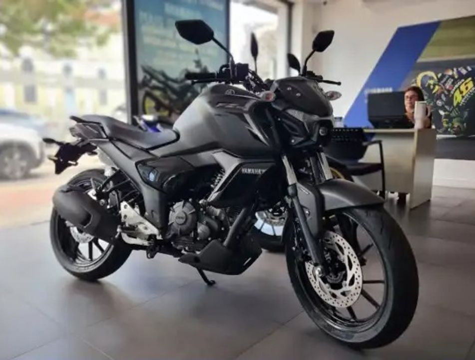 YAMAHA FZ15