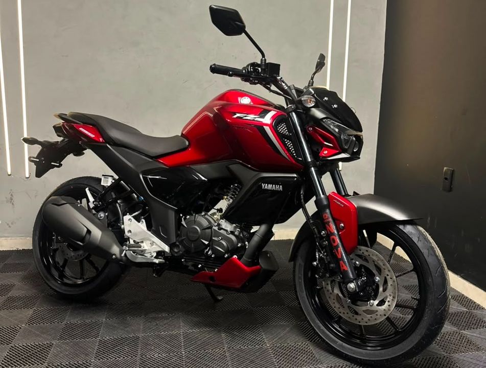 YAMAHA FZ15