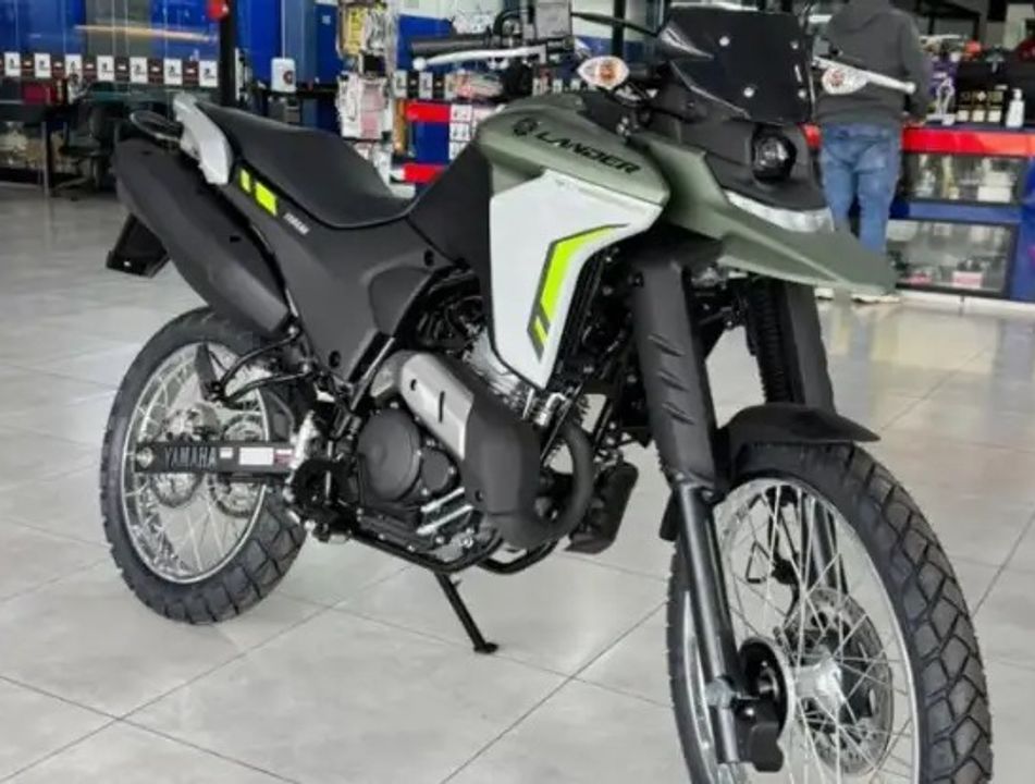 YAMAHA LANDER 250