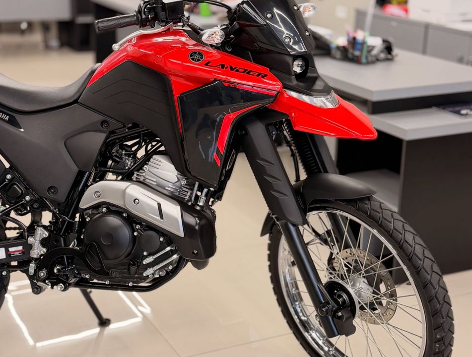 YAMAHA XTZ 250 LANDER CONNECTED