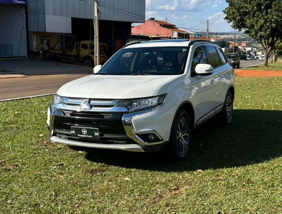 Mitsubishi OUTLANDER 2.0 16V 160cv Aut.