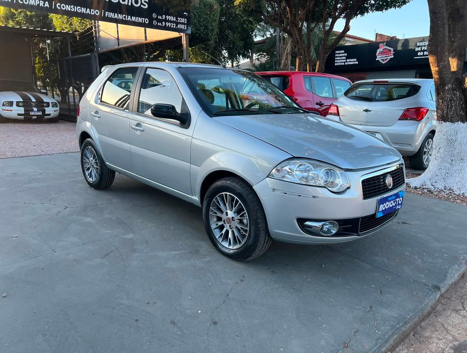 Fiat Palio ELX 1.8/ 1.8 mpi Flex 8V 4p