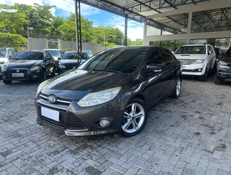 Ford Focus 2.0 16V/SE/SE Plus Flex 5p Aut.