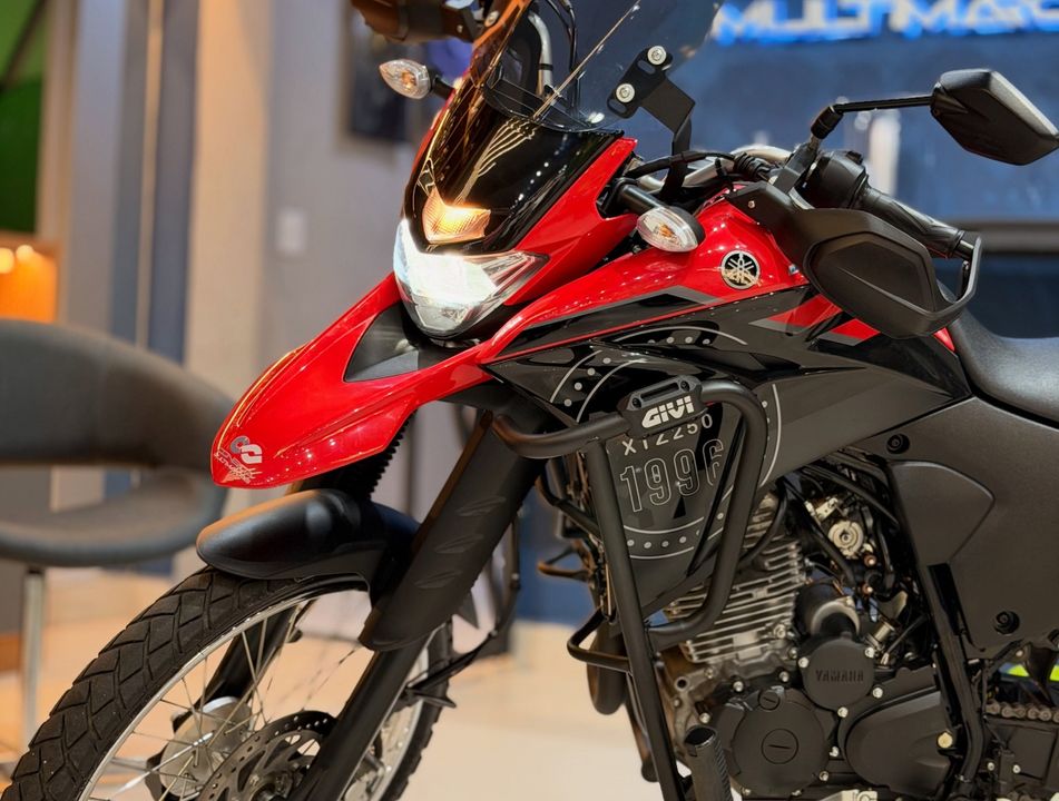 YAMAHA XTZ 250 LANDER 249cc/LANDER BLUEFLEX/ABS