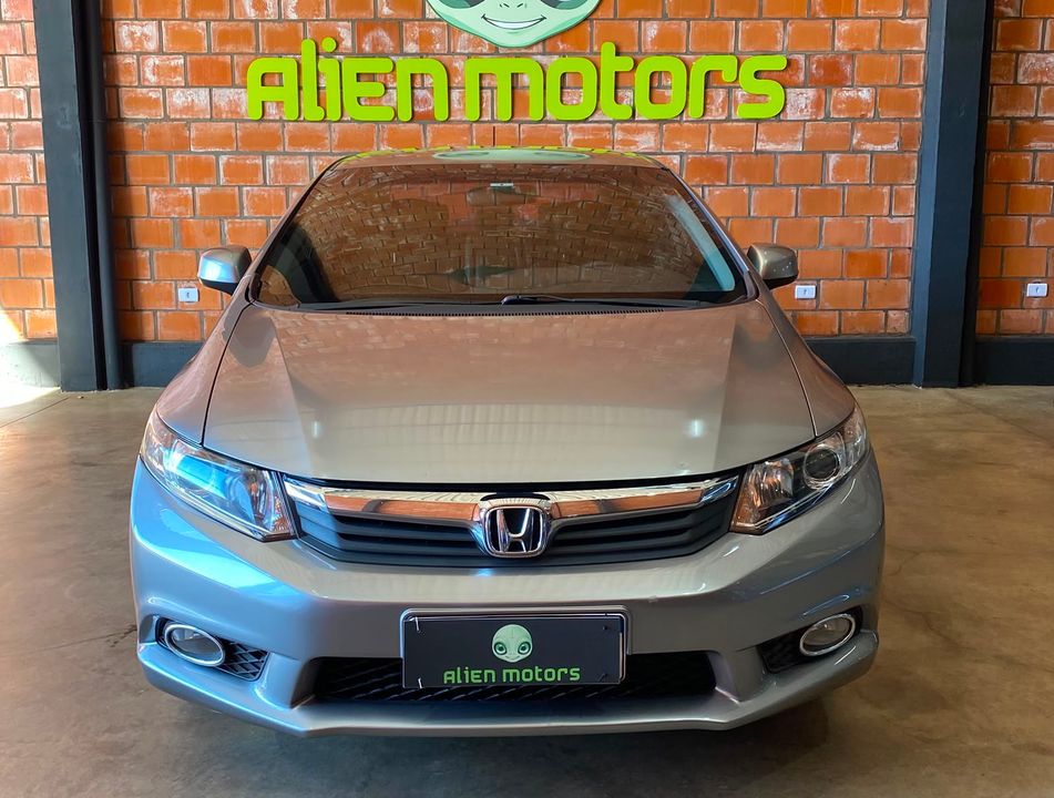 Honda Civic Sedan LXS 1.8/1.8 Flex 16V Aut. 4p