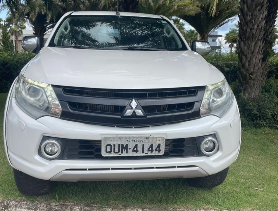 Mitsubishi L200 Sport HPE 2.5 4x4 CD DTI Dies. Aut.