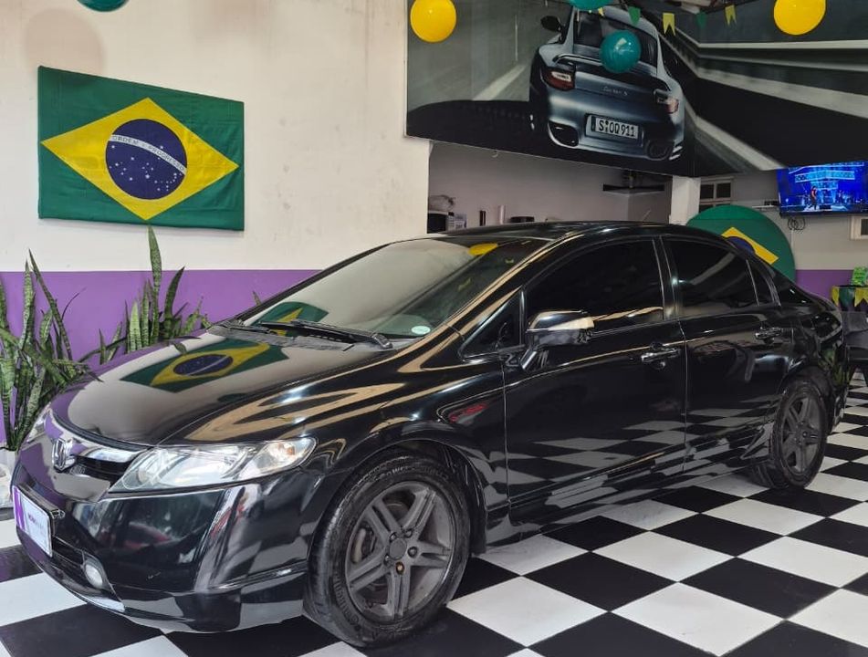 Honda Civic Sedan EXS 1.8/1.8 Flex 16V Aut. 4p