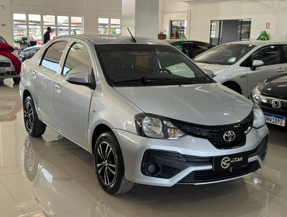 Toyota ETIOS X Sedan 1.5 Flex 16V 4p Aut.
