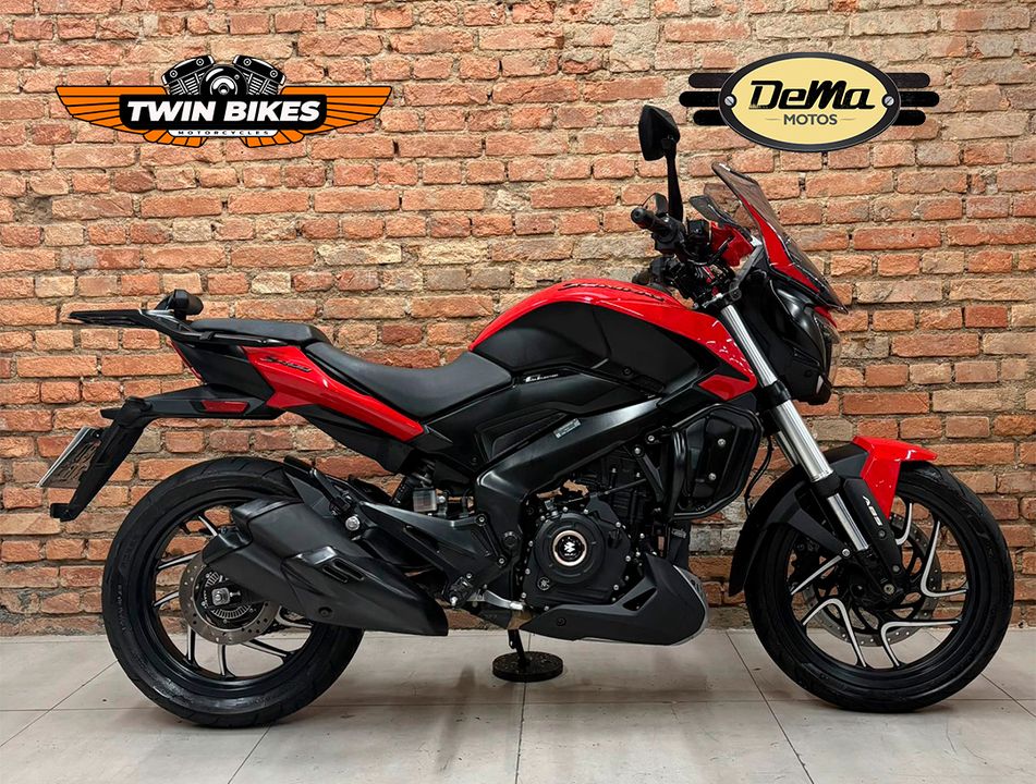 BAJAJ DOMINAR 400 