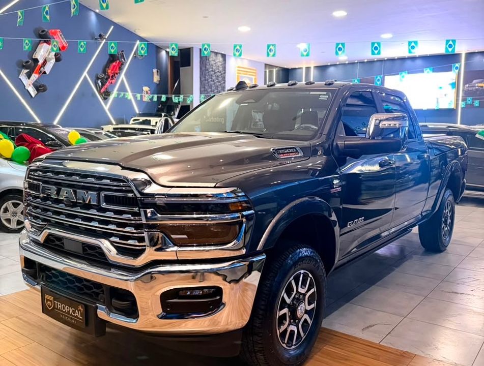 RAM 3500 LIMITED LONGHORN 6.7 TB CD Diesel