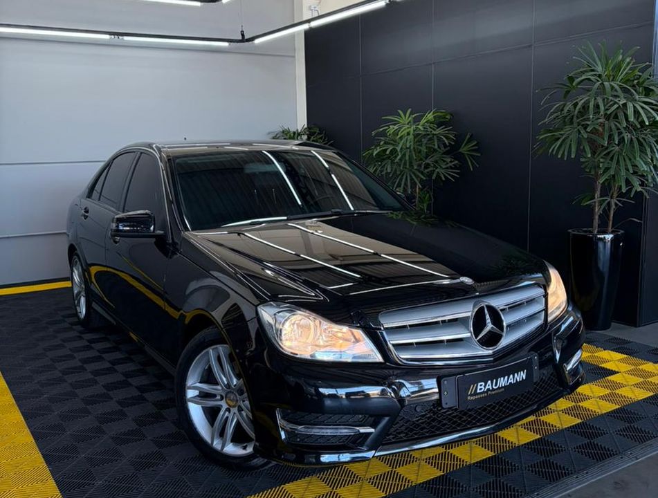 Mercedes C-180 CGI Sport 1.6 TB 16V 156cv Aut.