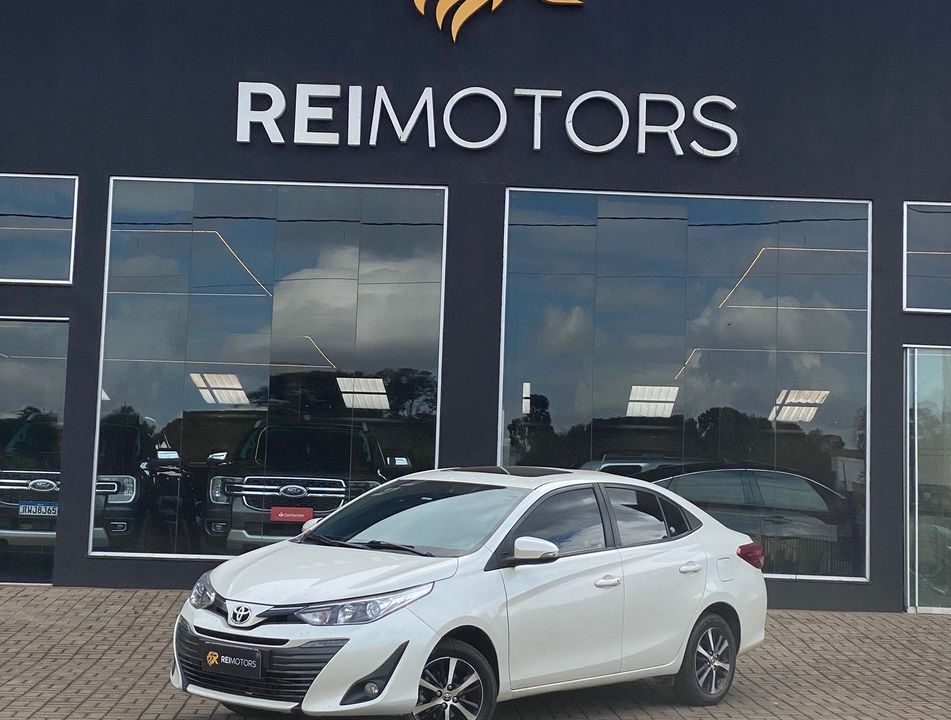 Toyota YARIS XLS Connect Sed. 1.5 Flex 16V Aut.