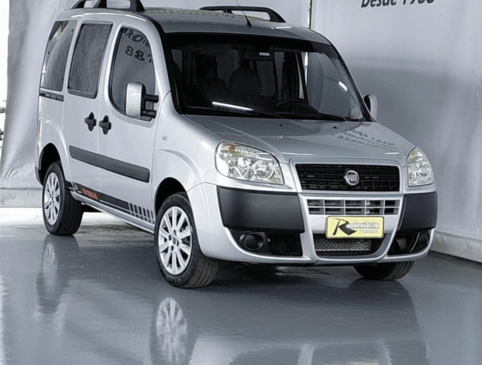 Fiat Doblo ESSENCE 1.8 Flex 16V 5p