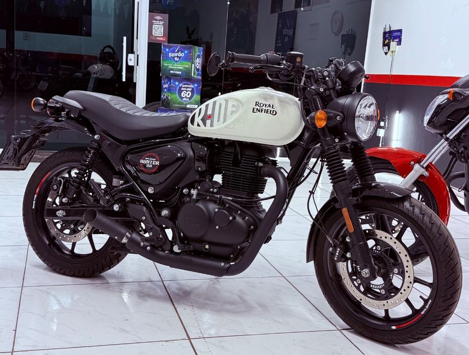 Royal Enfield Hunter 350 Dapper