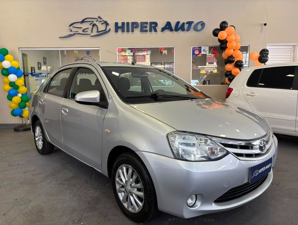 Toyota ETIOS XLS Sedan 1.5 Flex 16V 4p Mec.