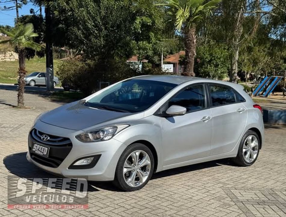 Hyundai i30 1.8 16V Aut. 5p