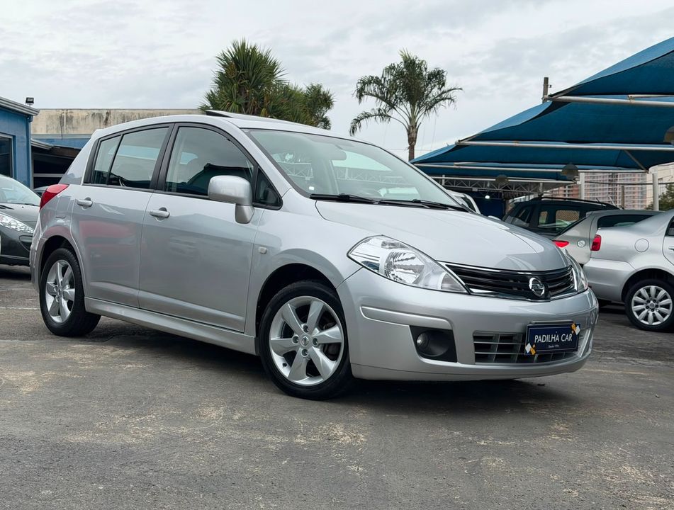 Nissan TIIDA SL 1.8/1.8 Flex 16V Aut.
