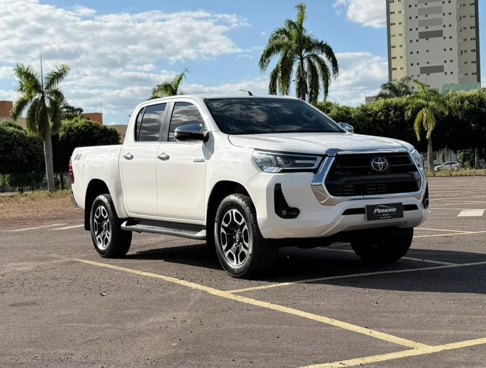 Toyota Hilux CD SRX 4x4 2.8 TDI 16V Diesel Aut.