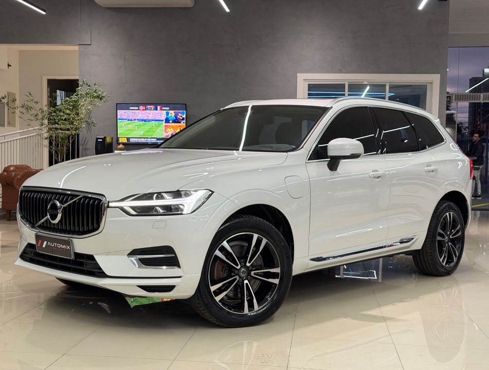 Volvo XC 60 T-8 MOMENTUM 2.0 (Híbrido)