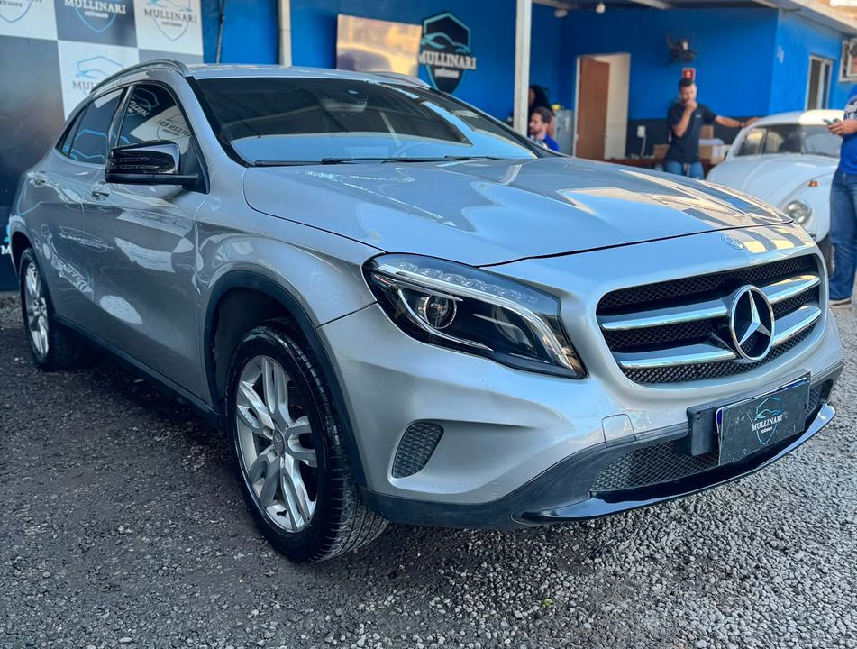 Mercedes GLA 200 Advance 1.6/1.6 TB 16V Flex Aut.