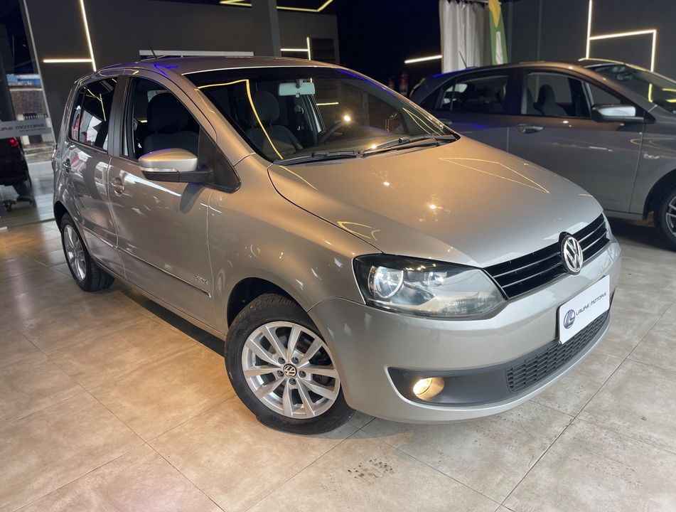 VolksWagen Fox 1.6 Mi Total Flex 8V 5p