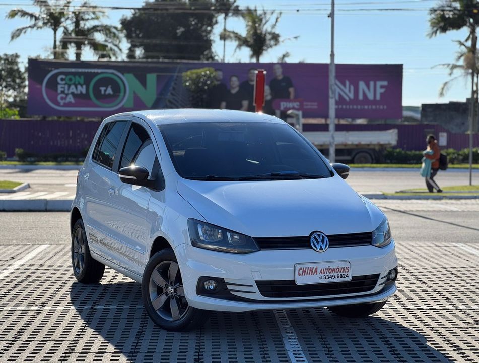 VolksWagen Fox Connect 1.6 Flex 8V 5p