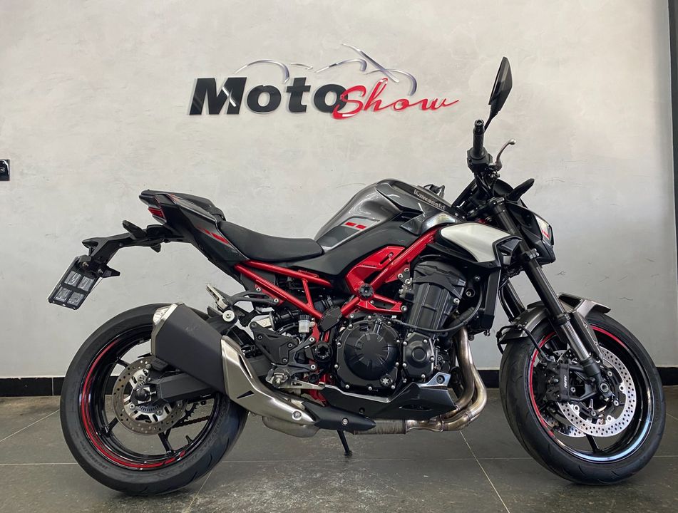 KAWASAKI Z 900