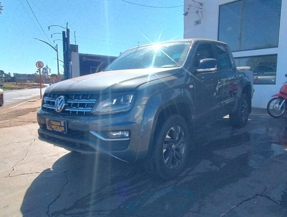 VolksWagen AMAROK Highline CD 3.0 4x4 TB Dies. Aut.