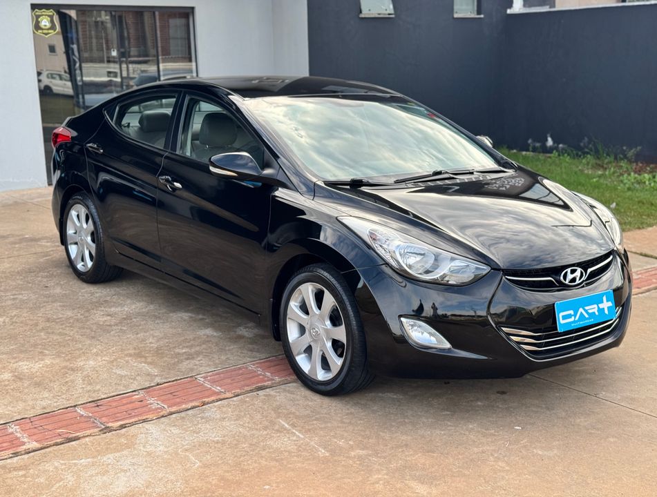 Hyundai Elantra GLS 1.8 16V Aut.