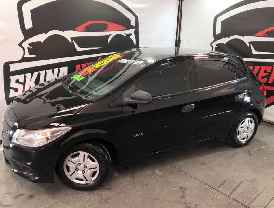 Chevrolet ONIX HATCH Joy 1.0 8V Flex 5p Mec.