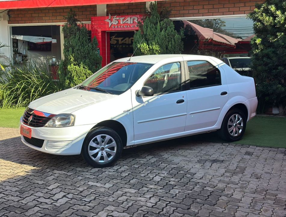 Renault LOGAN Authentique Hi-Flex 1.0 16V 4p