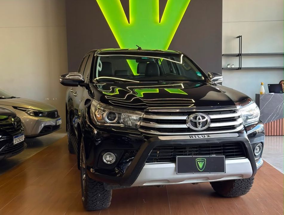 Toyota Hilux CD SRX 4x4 2.8 TDI 16V Diesel Aut.