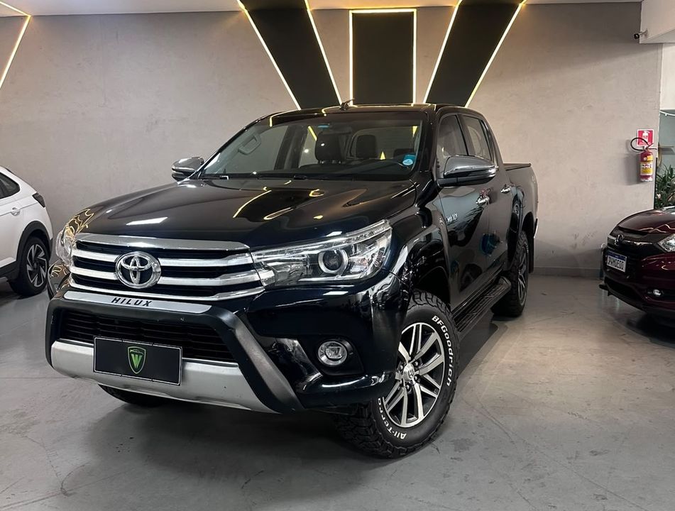 Toyota Hilux CD SRX 4x4 2.8 TDI 16V Diesel Aut.