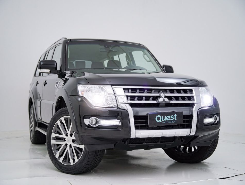 Mitsubishi Pajero HPE Full 3.2 4x4 T.I.Dies. 5p Aut