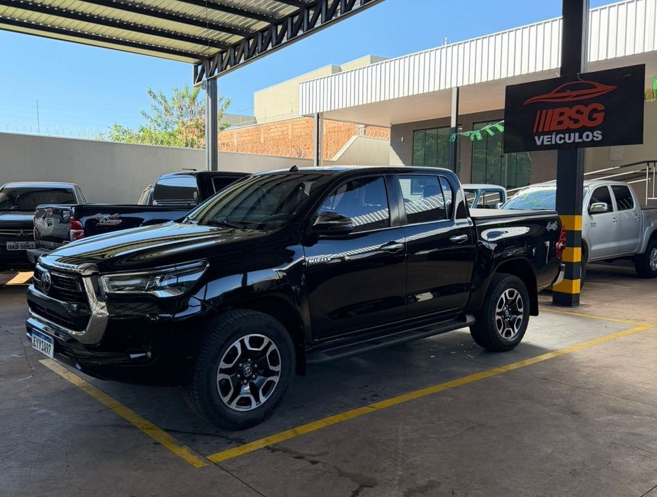 Toyota Hilux CD SRX 4x4 2.8 TDI 16V Diesel Aut.