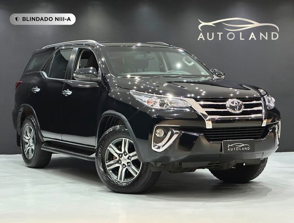 Toyota Hilux SW4 SRV 4x2 2.7 Flex 16V Aut.