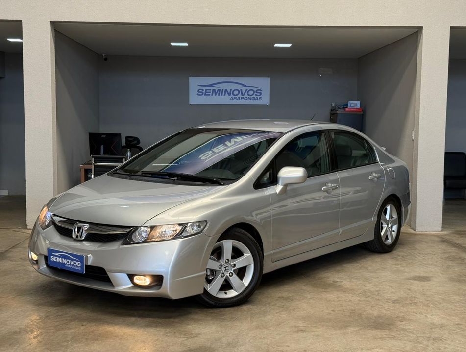 Honda Civic Sedan LXS 1.8/1.8 Flex 16V Aut. 4p