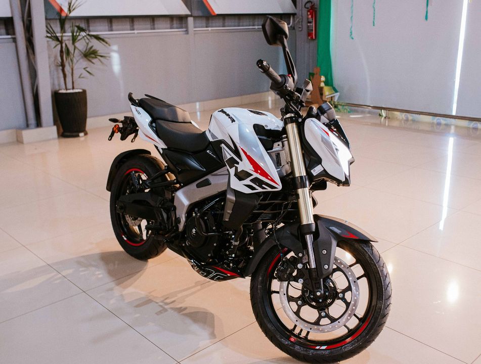 BAJAJ NS400Z