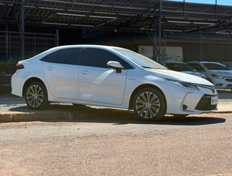 Toyota Corolla Altis 1.8 16V Aut. (Híbrido)