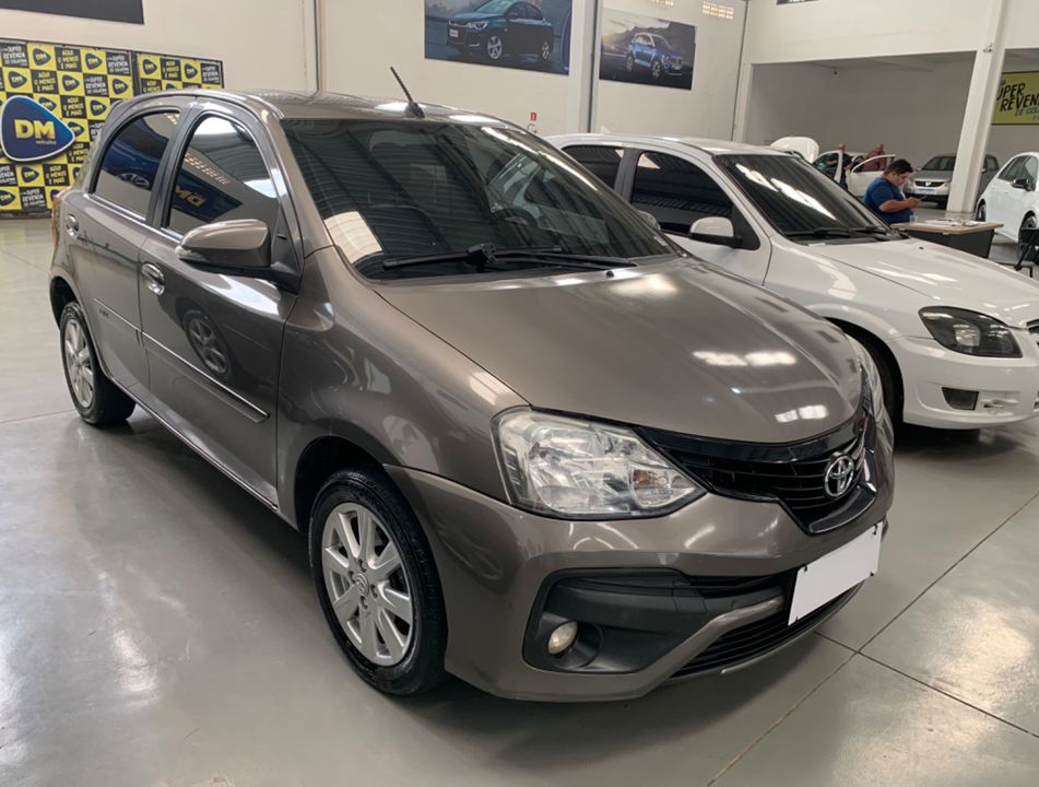 Toyota ETIOS X Plus 1.5 Flex 16V 5p Aut.