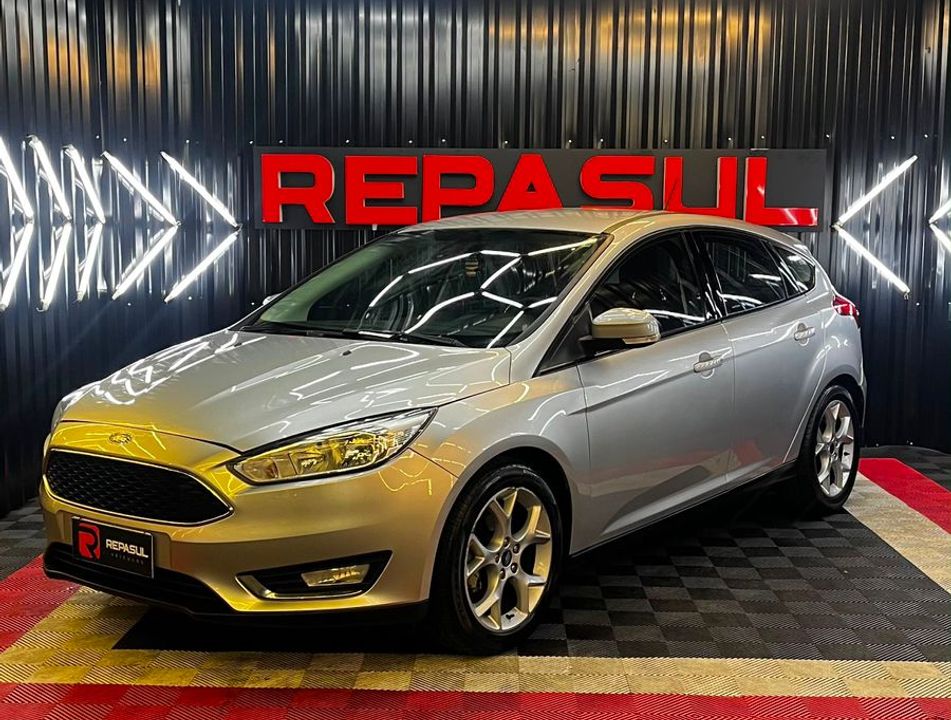Ford Focus 2.0 16V/SE/SE Plus Flex 5p Aut.