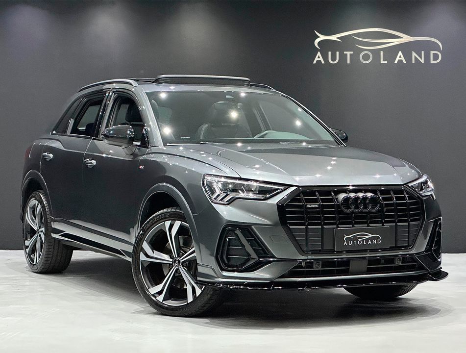 Audi Q3 Perf. Black 2.0 TFSI Tiptr. Quattro