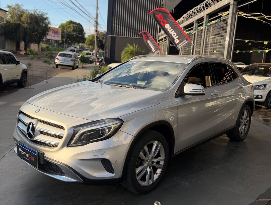 Mercedes GLA 200 Advance 1.6/1.6 TB 16V Flex Aut.