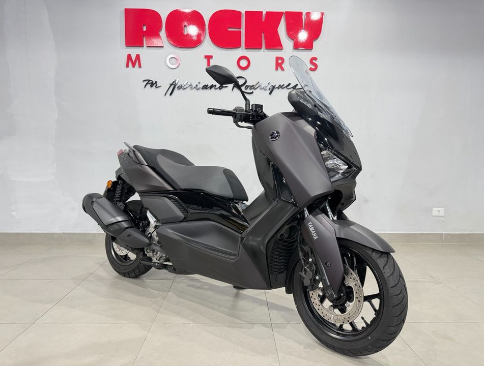 YAMAHA XMAX 300 CONNECTED 