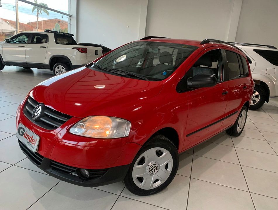 VolksWagen SPACEFOX 1.6/ 1.6 Trend Total Flex 8V 5p