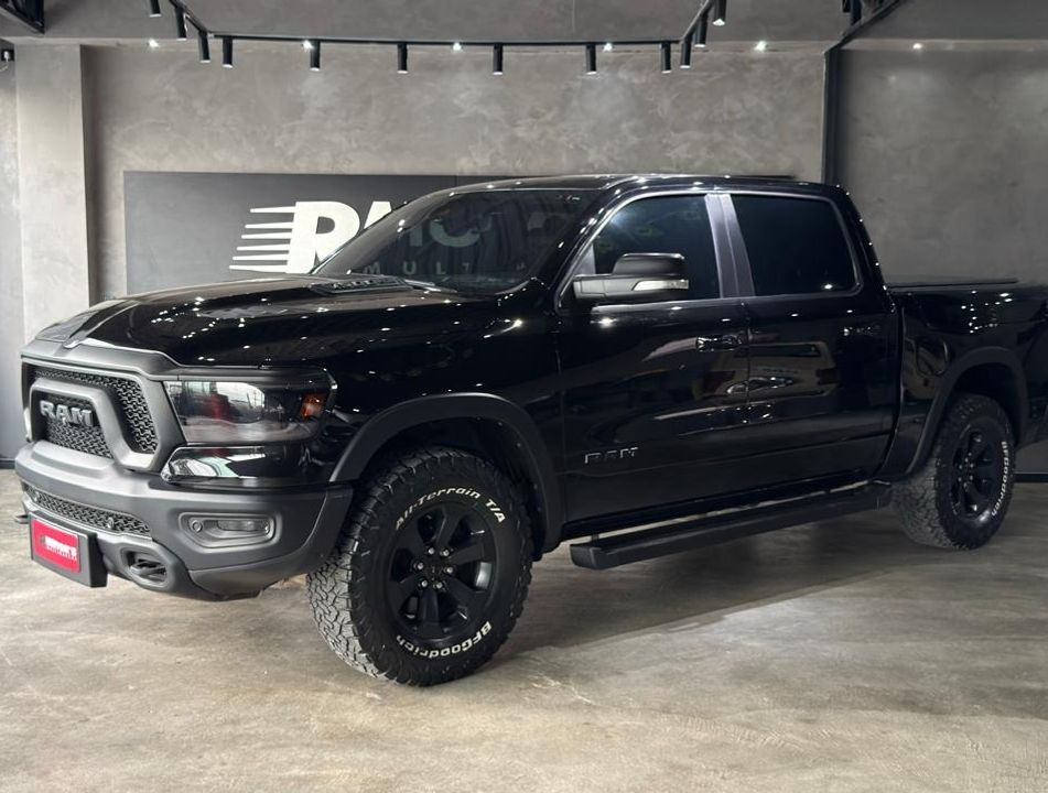 RAM 1500 REBEL 5.7 HEMI CD V8 4x4 Aut.