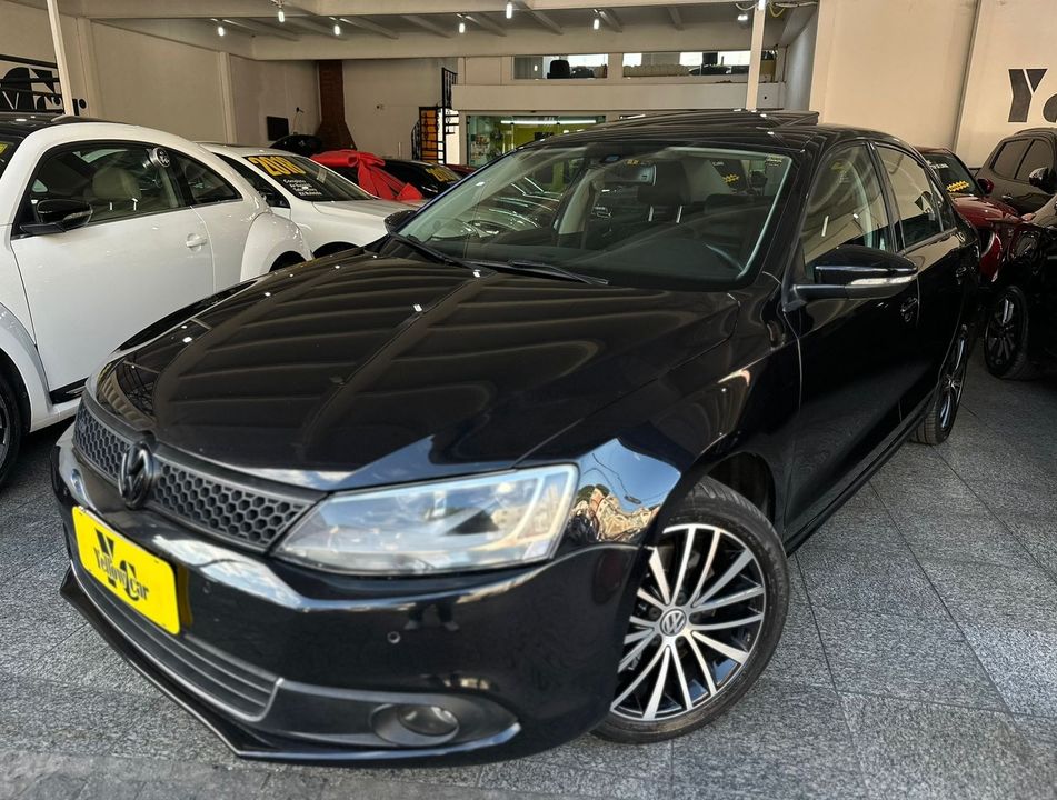 VolksWagen JETTA Highline 2.0 TSI 16V 4p Tiptronic