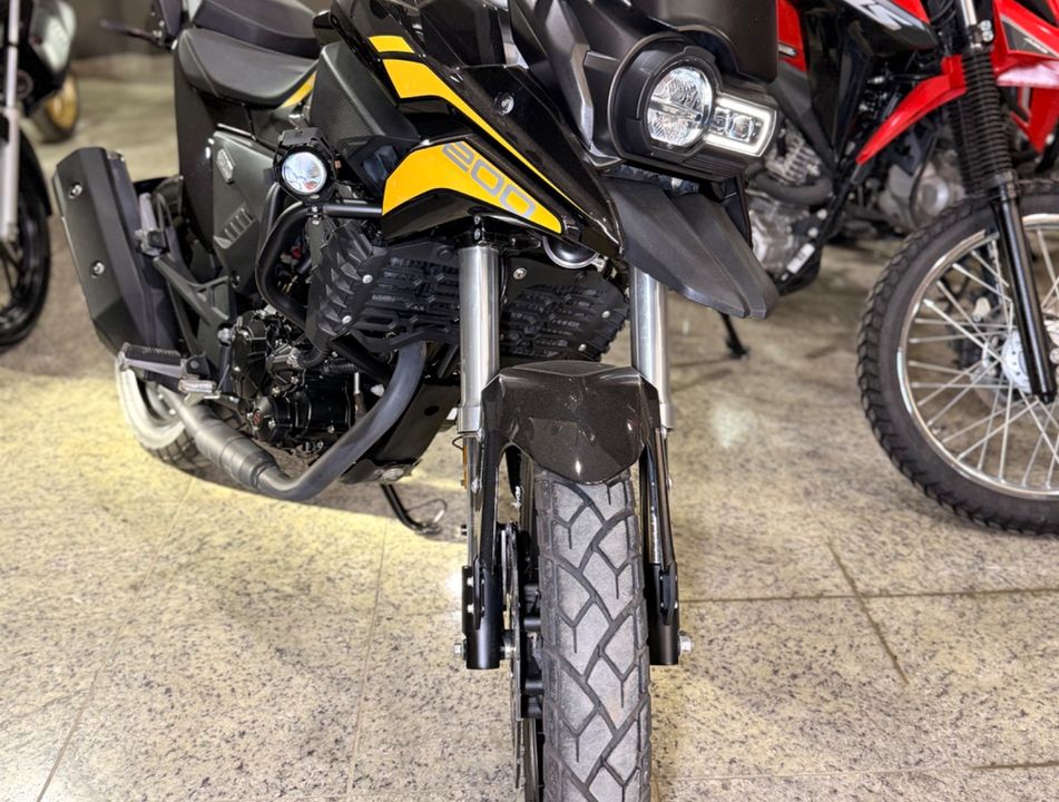 SBM STORM 200 EFI